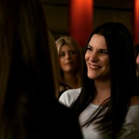 Eleni Bozona Email