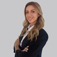 Unique Estates Employee Lora Petrova's profile photo