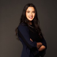 8Vc Employee Bela Becerra's profile photo