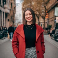 Lara Aichele Email