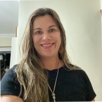 Larissa Mairowski Email