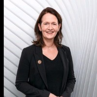 Bettina Bock Email