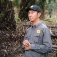 Umar Hidayat Email