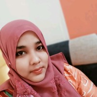 Qhamar Jahan Email