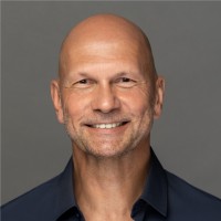 Joerg Hellwig Email