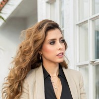Arezo Nasehi Email