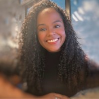 BE OPS Employee Laryssa Cruz's profile photo