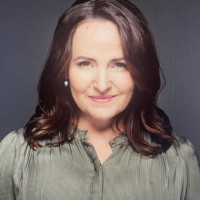 Room-Res.com Employee Karen Reeves's profile photo