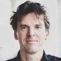 Rik Bakker Email