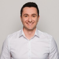Daniel Ivanov Email