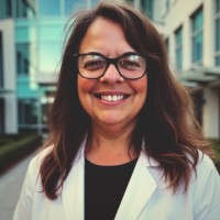 Mandy Wainscoat Email & Phone Number