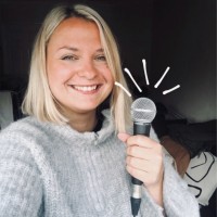 Laura Taouchanov Email & Phone Number