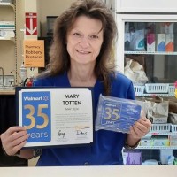 Wal-Mart Employee M Totten's profile photo