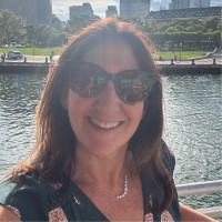 Mcgovern Institute Employee Gayle Lutchen's profile photo