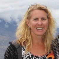 Rhona Lovell Email
