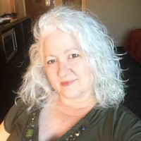 FEI, Inc. Employee Laura Hanlon's profile photo