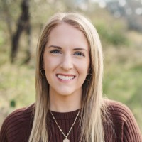Averie Arnold Email & Phone Number