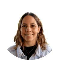 Daniela G. Email