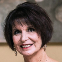 Laurie Adams Email & Phone Number