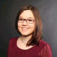 Julia Ströbel Email