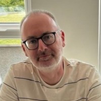 Roger mac Ginty Email