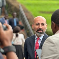 Mahmut Özdil Email