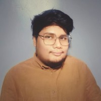 Bed Scrunchie ® Employee John Gabaldon's profile photo