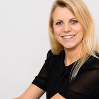 Jana Kowollik Email & Phone Number