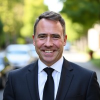 Daniel Hunter Email & Phone Number