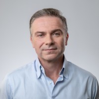 Robert Toth Email & Phone Number