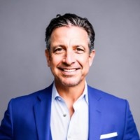 Cadent Employee Jes Santoro's profile photo