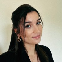 Léna Girard Email
