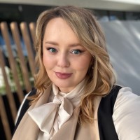 Larisa Johanson Email