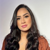 Vitória Barros Email