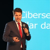 Câmara Municipal de Oeiras Employee José Martins's profile photo