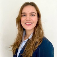 Ariadna Hoderlein Email