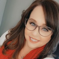 Micro World Inc. Employee Theresa Mendoza's profile photo