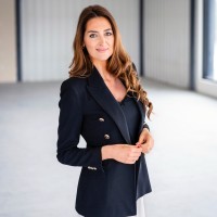 Amélie Larocque Email & Phone Number