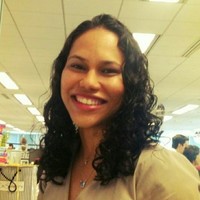 Andreia Brito Email