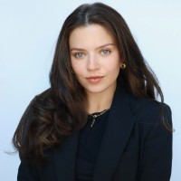 Ava Ross Email