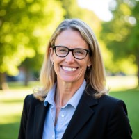 Oak Knoll School Employee Kelly Dun's profile photo