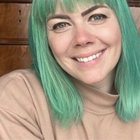 Christi Larsen Email & Phone Number