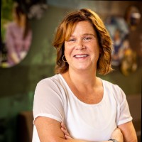 Paula Frisk Email & Phone Number