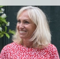 Passion Beauté Employee Laurence Dry's profile photo