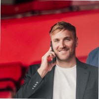 Email e telefono di George Syrianos