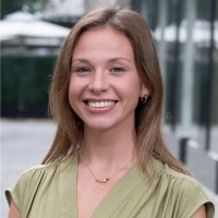 Dezenhall Resources, Ltd Employee Helen Taylor's profile photo