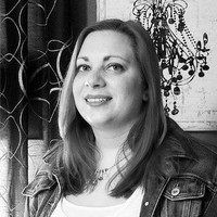 Nicole Vivalda Email & Phone Number