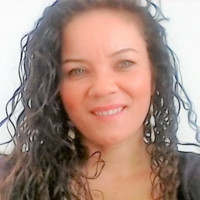 Isabelle Robert Email