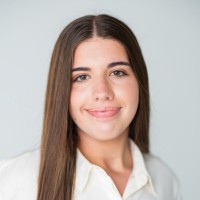 Ellie Schraut Email