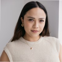 SL Communication Employee Jimena Salas's profile photo